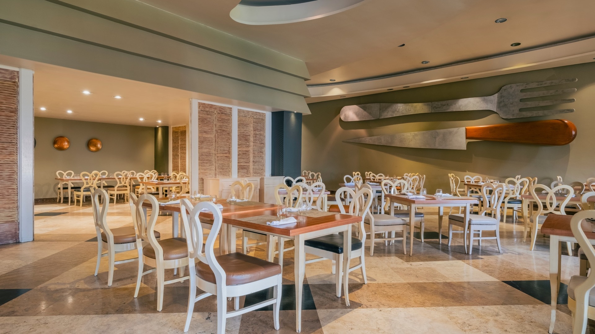 ROA (Iberostar Selection Rose Hall Suites) Miranda Hill Buffett - matterport 360