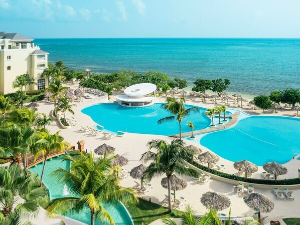 Iberostar Rose Hall Beach: 5-star resort in Montego Bay | Iberostar©