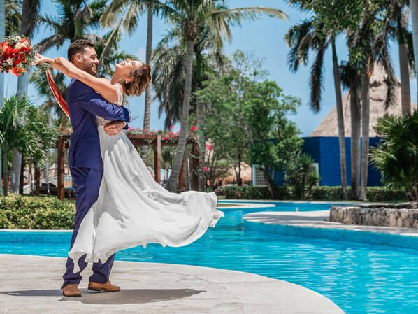 The best Destination Weddings on the beach: Iberostar Caribbean Venues