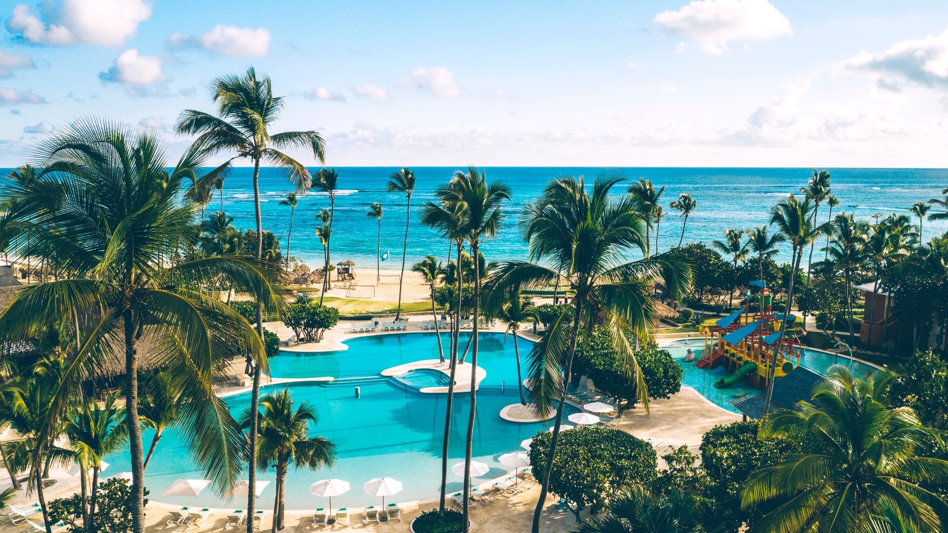 Iberostar Selection Coral Bávaro - Resort und Poolbereich