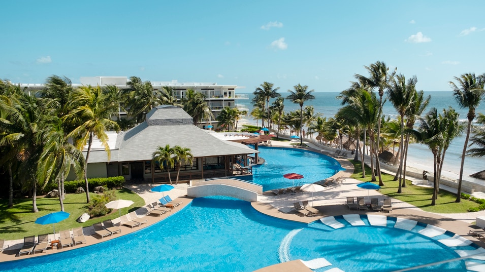 Ready for a unique experience in the Caribbean?